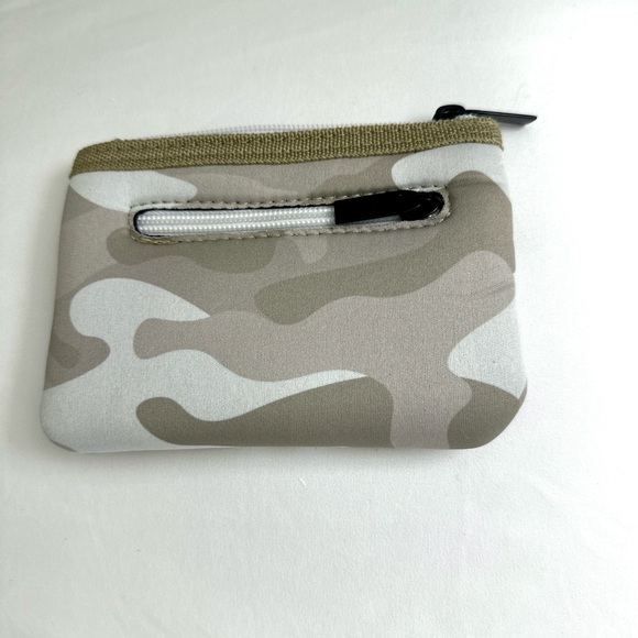 Haute Shore Neoprene Tote Cosmetic Eyeglass Wallet Wristlet Set Beach Lake - Picture 3 of 16